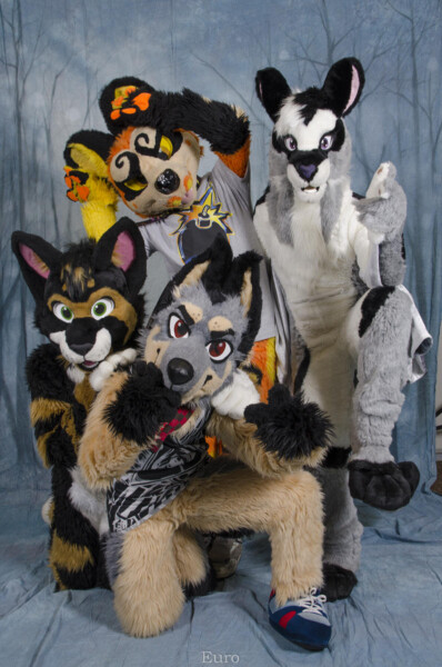 MNFurs Holiday Party 2016-094