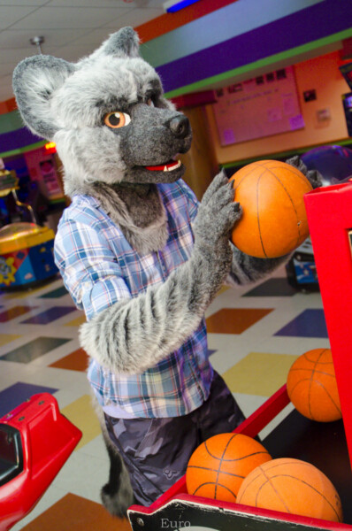 1786_MN Furs Bowling May 7 2016-541